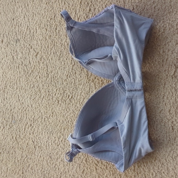 Motherhood Maternity Intimates Lace Nursing Bra No Wires Size 34D - Picture 5 of 10